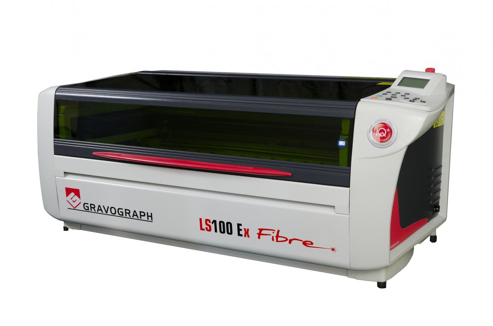 LS100Ex Fibre: incisione laser su metallo ad alta qualità e suprema ergonomia